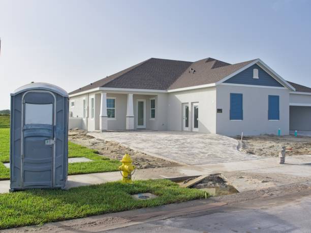 Portable Toilet Options We Offer in Meadowbrook, CA